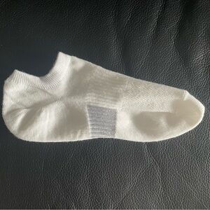 New White Athletic Ankle Socks with Arch Support One Size Unisex 10 Pairs